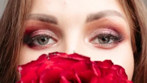ایده های جذاب برای آرایش ولنتاین: از آرایش رمانتیک تا جسورانه!